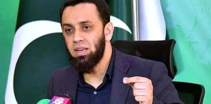 Atta-Tarar-696x342