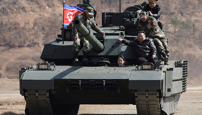 430276_7047233_updates