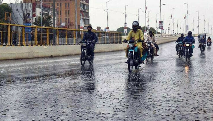 karachi raining