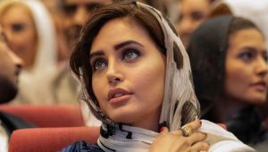 Iranian actress Alnaz Shakir